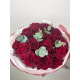 Букет из бордовой розы с эвкалиптом